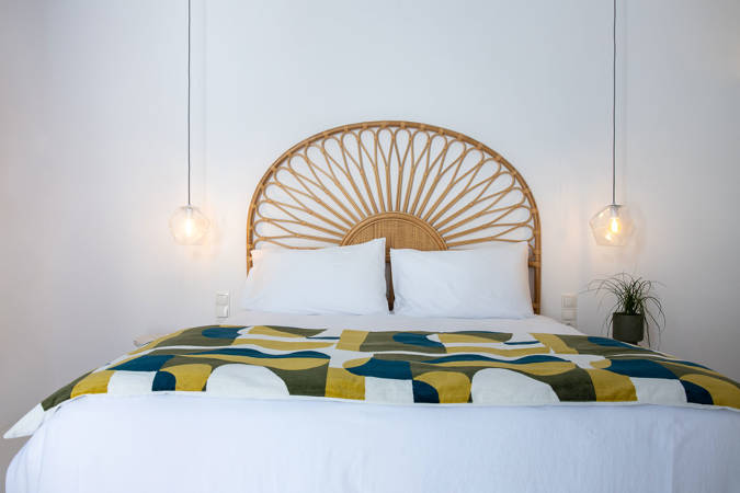 Koukoumi Vegan Hotel executive suite double bed